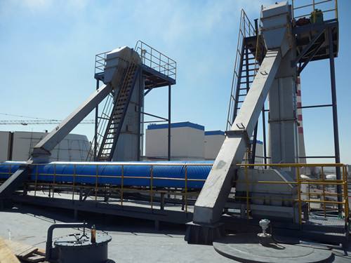 斗式提升機實(shí)拍 斗式提升機實(shí)拍